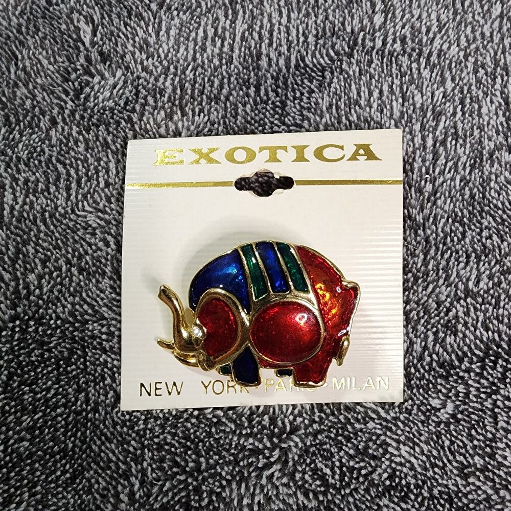 New Exotica Elephant pin Brooch enameled with rhinestones b34